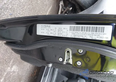 2019 Ram 1500 Classic Tradesman 4X4 6'4 Box из США, поврежденный, VIN 1C6RR7FT4KS747364